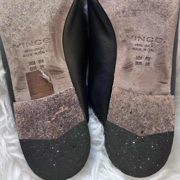 Vince Shoes V-Cut Black Leather Slip-On Mules Size: 6 - Picture 9 of 12